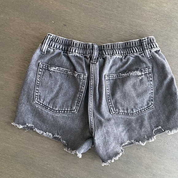 Aerie charcoal Distressed Jean Shorts - Picture 2 of 8